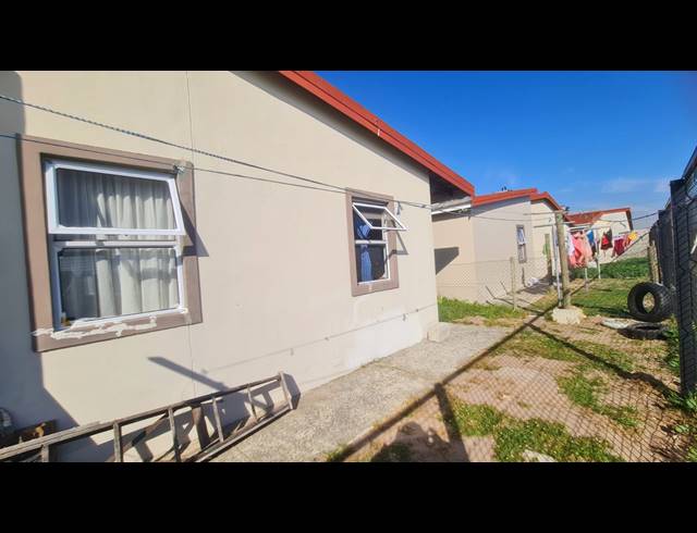 2 BEDROOM HOUSE FOR SALE IN HIGHBURY